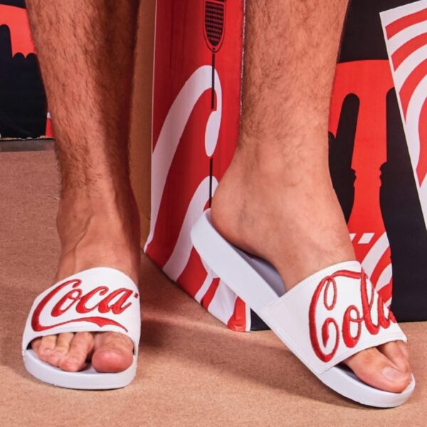 Tênis Slide Logo Coca Bordado, Coca-Cola, masculino (37/38)