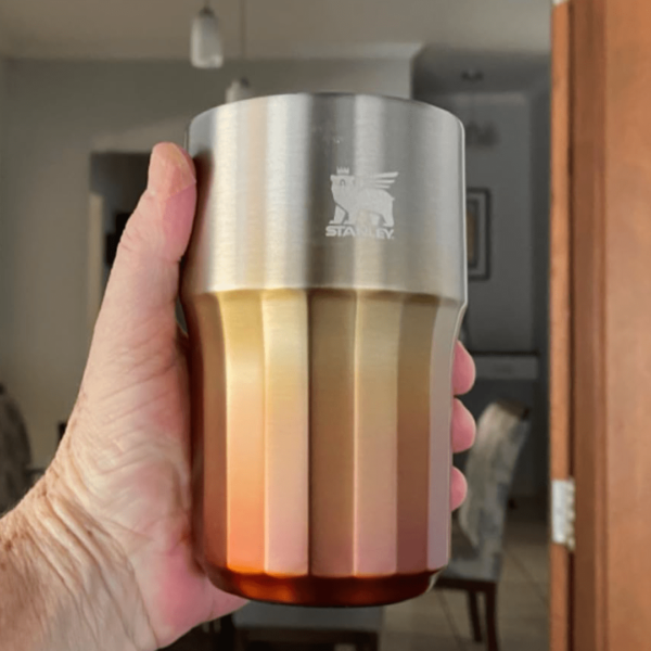 Beer Tumbler Happy Hour Stanley Foundry | 384ml ( 5 cores )