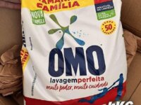 OMO Sabão em Pó Lavagem Perfeita Pacote Família - 4 kg