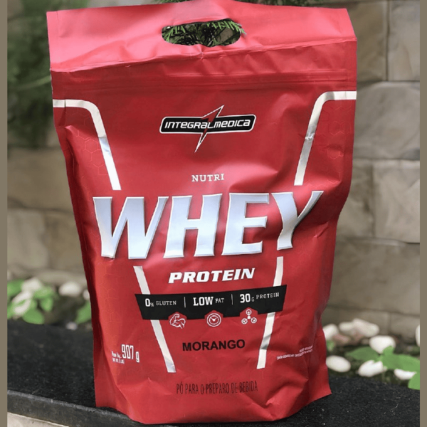 Nutri Whey Protein Pouch Morango 900g Integralmédica