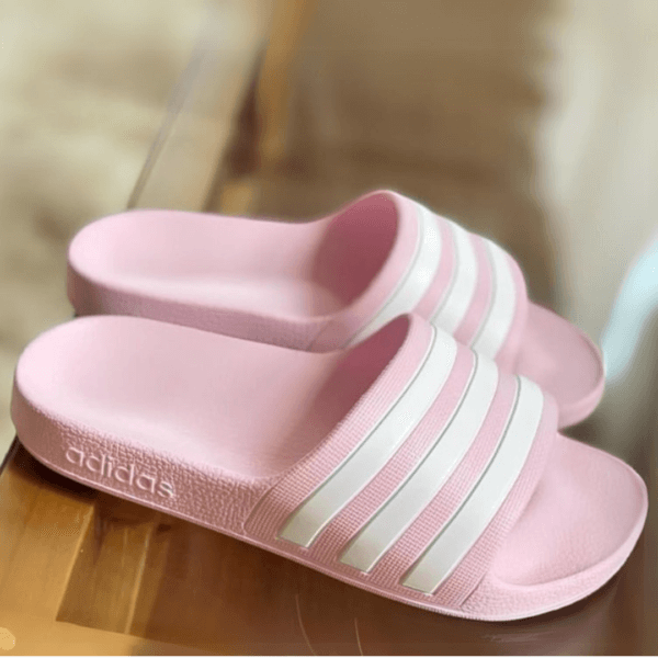 Chinelo Adilette Aqua Rosa Adidas