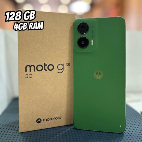 Smartphone Motorola Moto g35 5G - 128GB 12GB (4GB RAM+8GB Ram Boost) - Verde