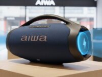 Caixa de Som Boombox Plus AIWA BBS-01-LBL 200W Bluetooth 30H IP66 USB RGB