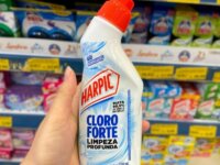 Harpic Cloro Forte - Desinfetante Sanitário Líquido Desodorizador, 200ml, Azul