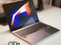 Notebook Samsung Galaxy Book4 Intel® U300 (1.20 Ghz, até 4.4GHz, 8 MB L3 Cache), Windows 11 Home, 8GB, 256GB SSD