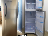 Geladeira Electrolux Frost Free 371L Turbo Congelamento Duplex Cor Inox DFX41 127v