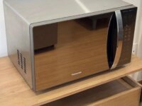 Microondas Panasonic Nn-st27lwru 21L Branco Espelhado Tecnologia Pega Fácil 127v