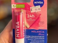 NIVEA Hidratante Labial Melancia Shine 4,8g