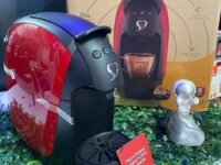 Cafeteira Espresso Luna Preta - TRES 3 Corações