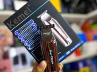 Maquina Acabamento Cortar Cabelo Barba E Pelos Kemei 032 Prateado 127/220v