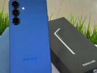 Samsung Galaxy S25 5G, 256GB, 12GB, Câmera Tripla - Azul marinho