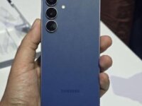 Celular Samsung Galaxy S25 FE 5G, 128GB, 8GB, Câmera Tripla - Azul Marinho