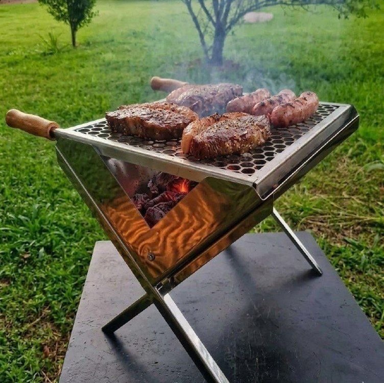 Churrasqueira De Inox Dobrável Portátil A Carvão - Maleta - PROMOON